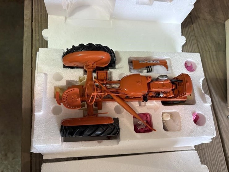 allis-chalmers-franklin-mint-percision-model-wc-image-3