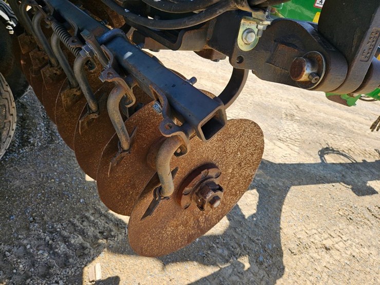 john-deere-2623vt-image-35