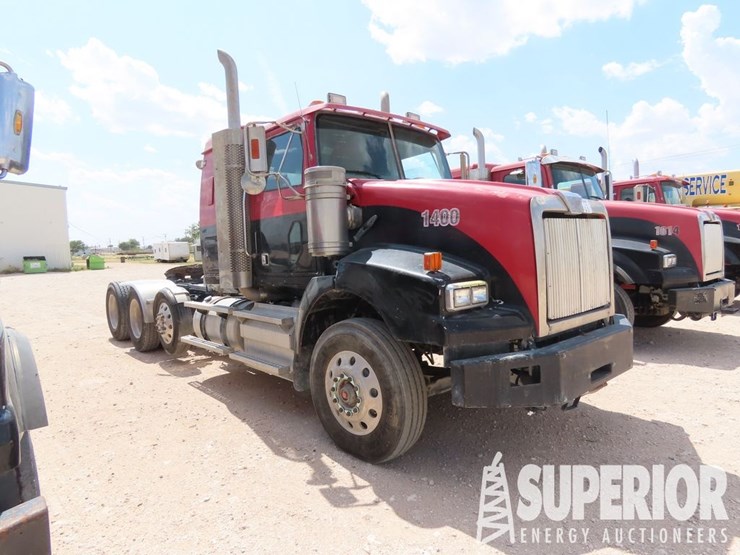 2011-western-star-4900-image-2