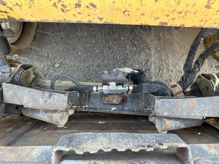 caterpillar-259b-image-21