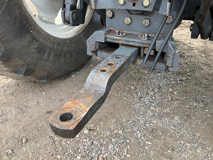 new-holland-ts100-image-34