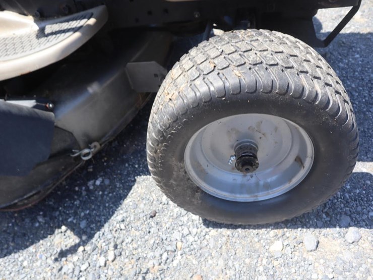 craftsman-lt1750-tractor-image-10