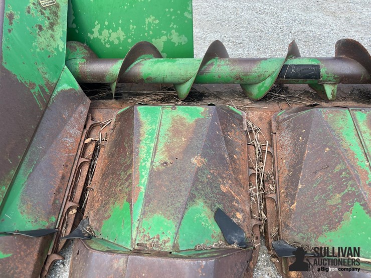 john-deere-444-image-15