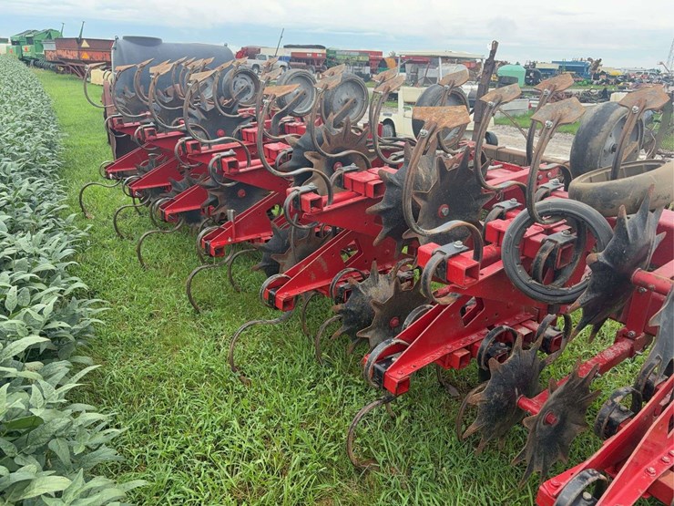 case-ih-183-image-8
