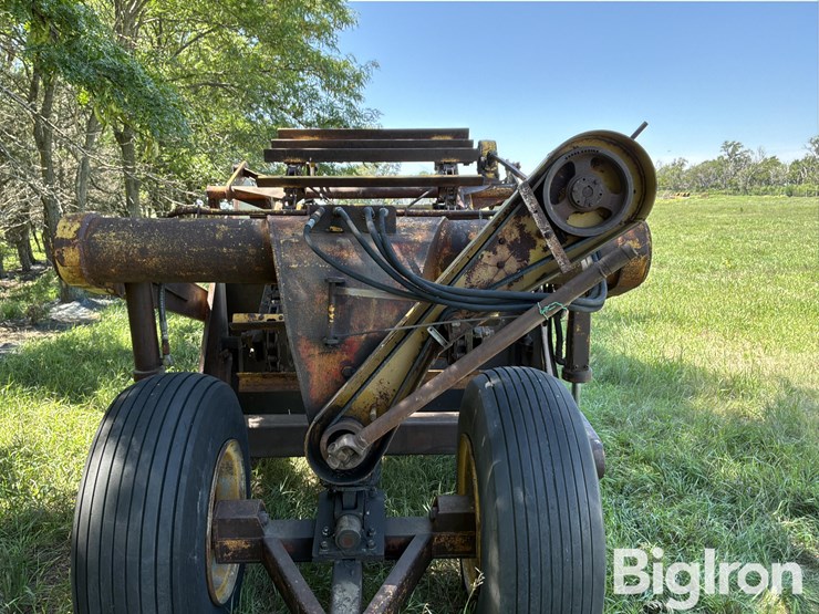 soil-mover-90-e-pull-type-scraper-image-8