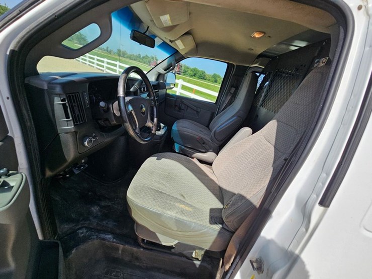 2018-chevrolet-g20-image-36