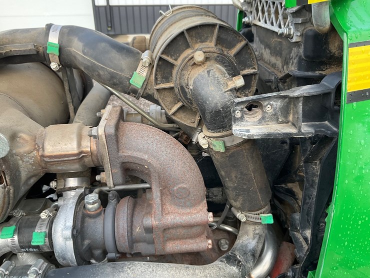 john-deere-3038e-image-59