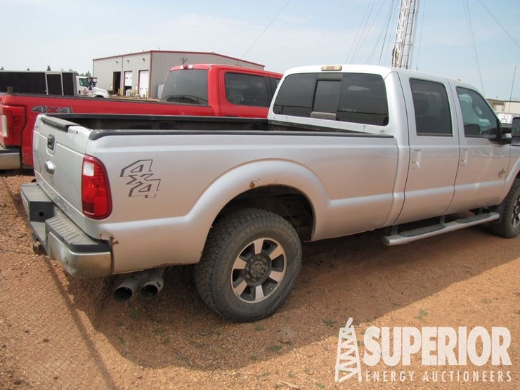 2014-ford-f250-lariat-image-3