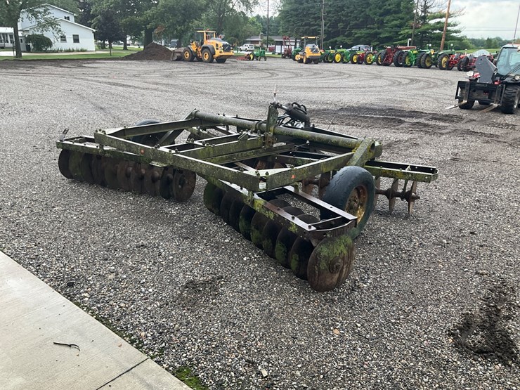 #5310-•-pull-type-tandem-disc-harrow-image-4