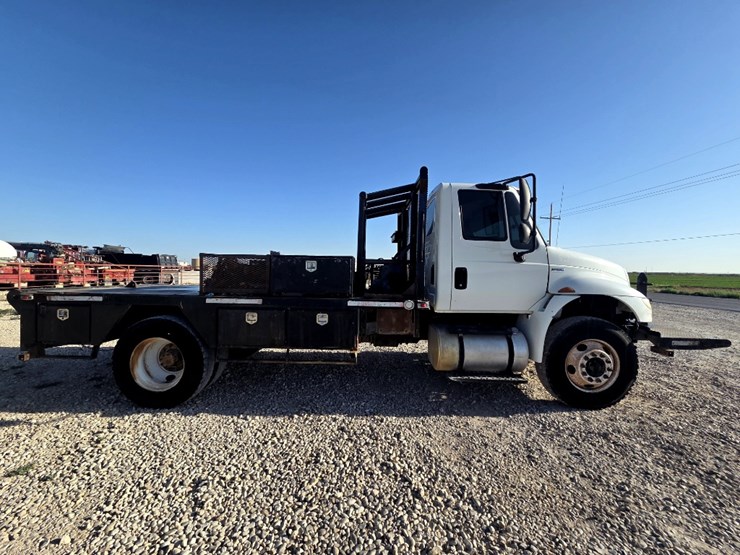 2015-international-durastar-4300-image-4