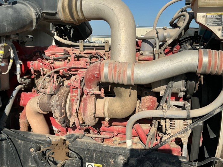 2015-peterbilt-367-image-11