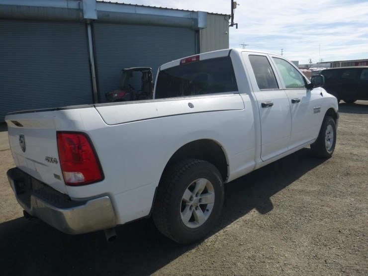 2014-dodge-1500-image-3