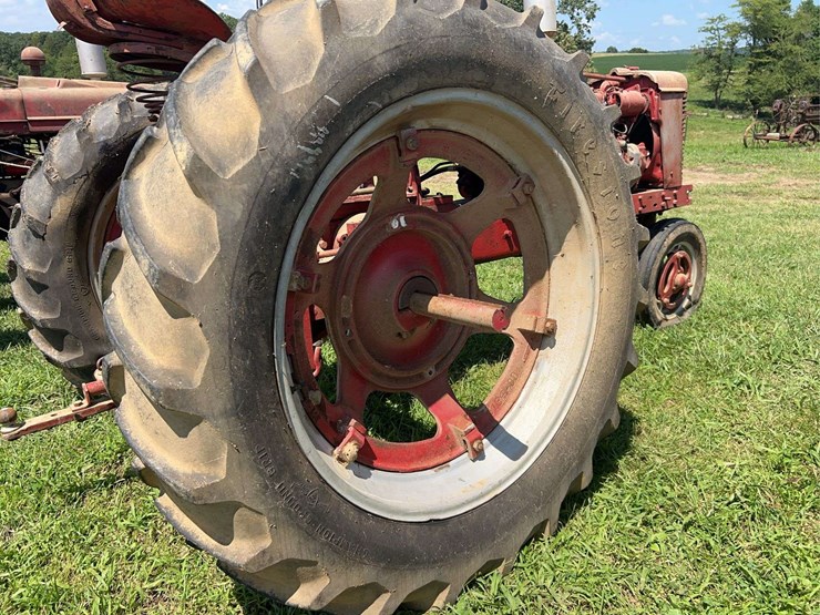 1954-farmall-super-h-image-30