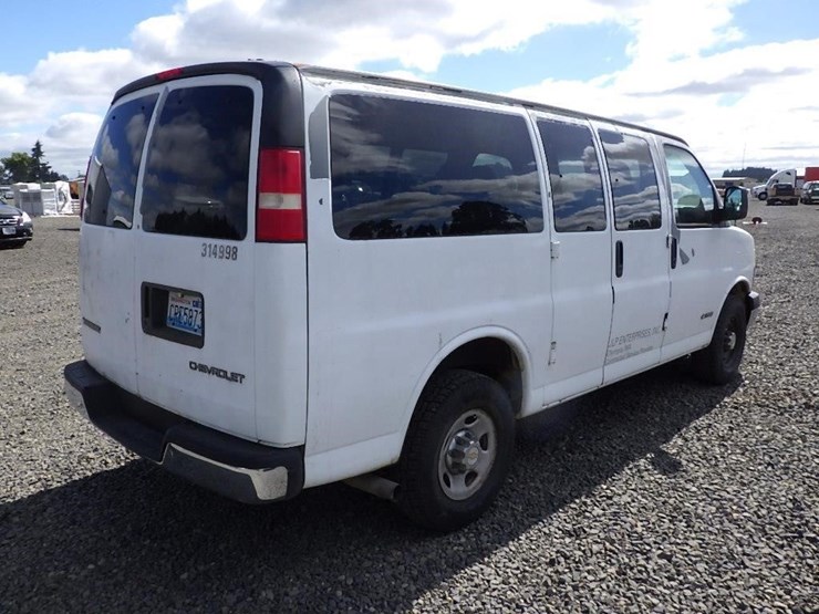 2003-chevrolet-3500-image-5