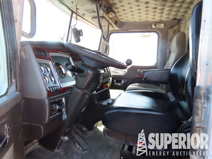 2007-kenworth-c500b-image-5