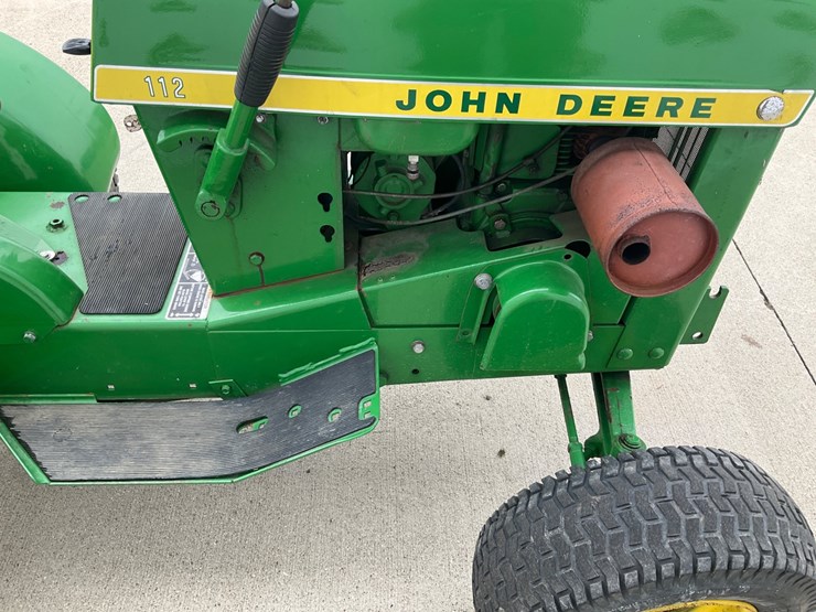 john-deere-112-image-10