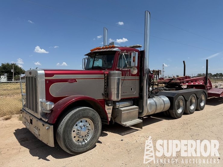 1996-peterbilt-379-image-1