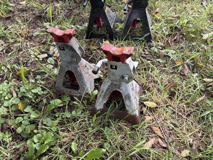 jack-stands---pair-image-3