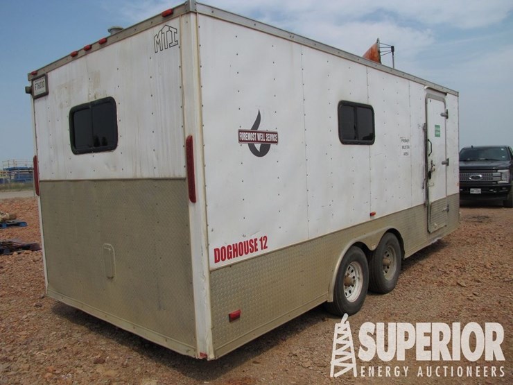 2012-middlebury-t/a-8'6"w-x-20'l-crew-trailer-image-4
