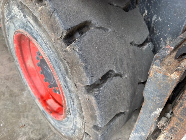 2012-linde-h25t-image-28