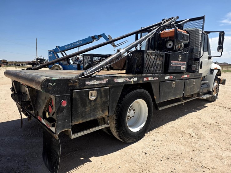 2008-international-durastar-4300-image-5