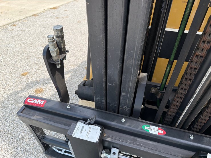 #1363-•-cat-ec25en-electric-forklift-image-15