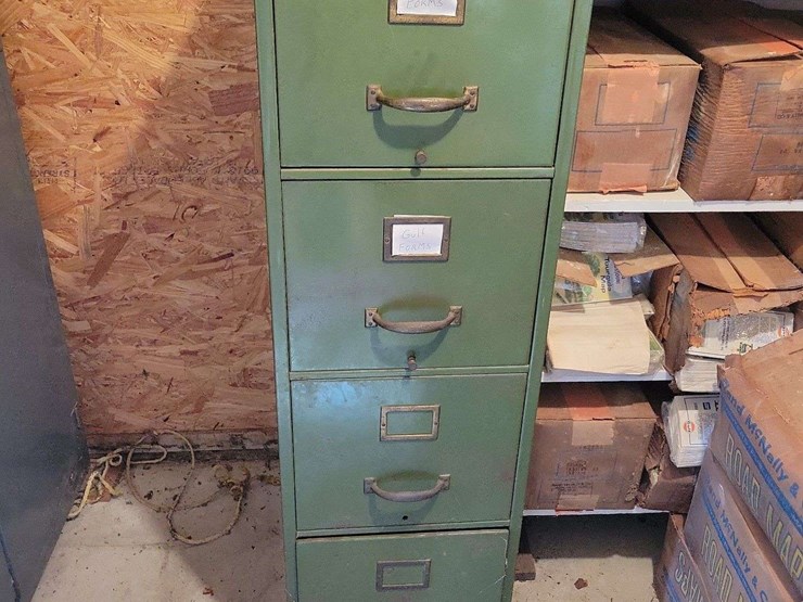 gulf-bland-forms-and-cabinet-image-1