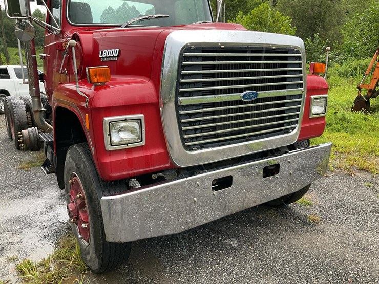 1989-ford-l8000-image-51