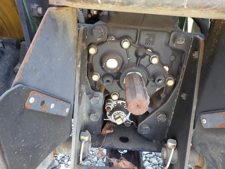 john-deere-4100-image-19