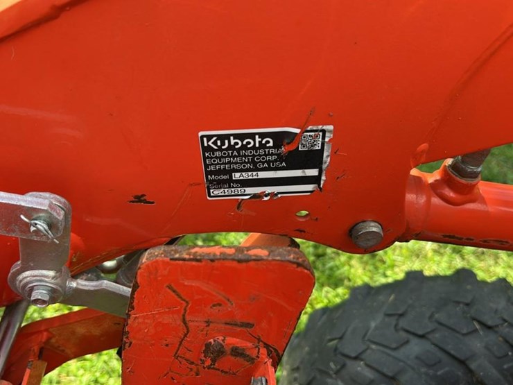 2022-kubota-bx2380-image-30
