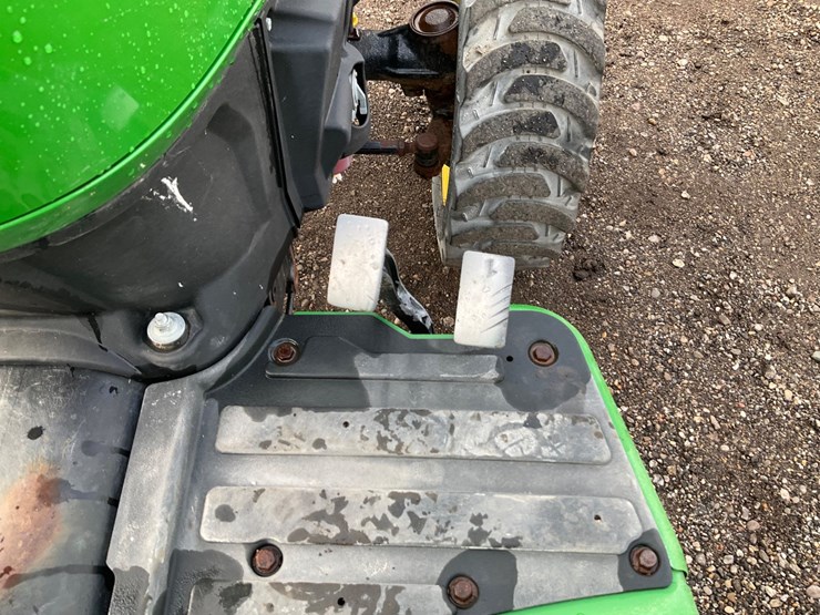 john-deere-3038e-image-68