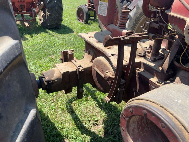 1954-farmall-super-h-image-36