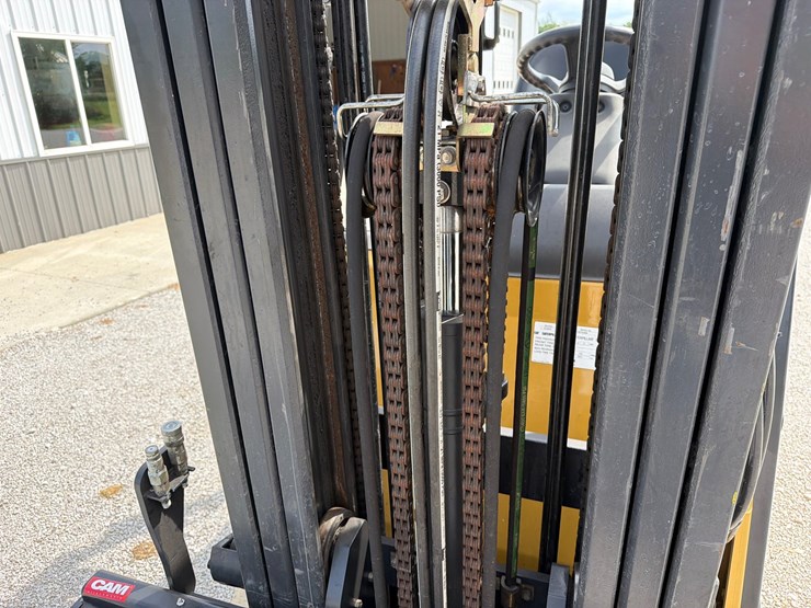 #1363-•-cat-ec25en-electric-forklift-image-12