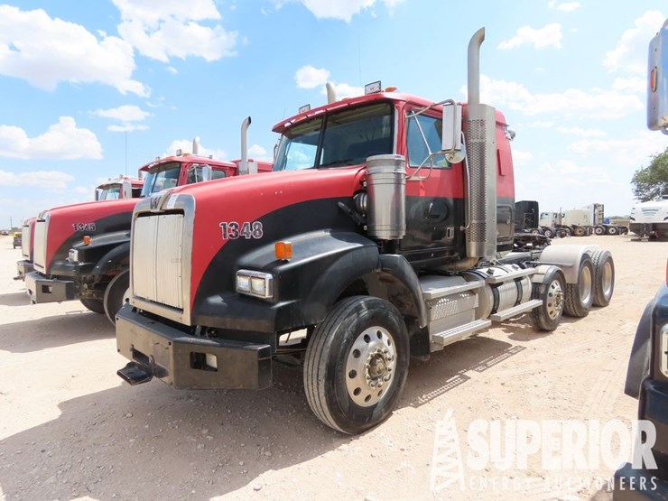 2013-western-star-4900-image-1