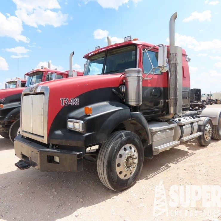 2013 WESTERN STAR 4900