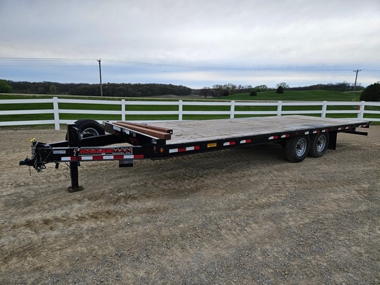 #55-•-2019-trailerman-102"-x-24'-tandem-axle-trailer-image-1