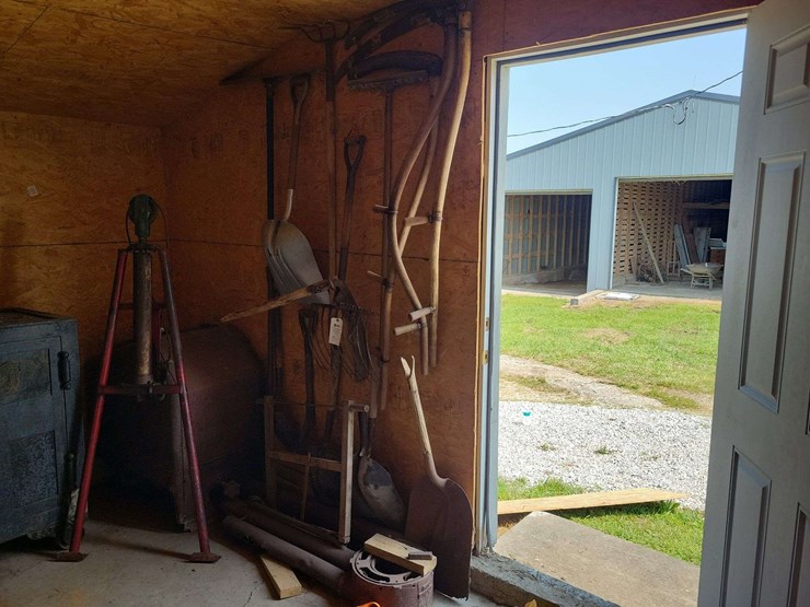 wagon-hoist,-heater,-sickles-and-more-image-1