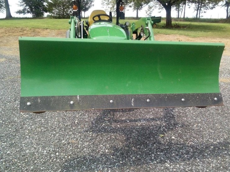 #5250-•-new-frontier-72"-loader-mount-snow-plow-image-4