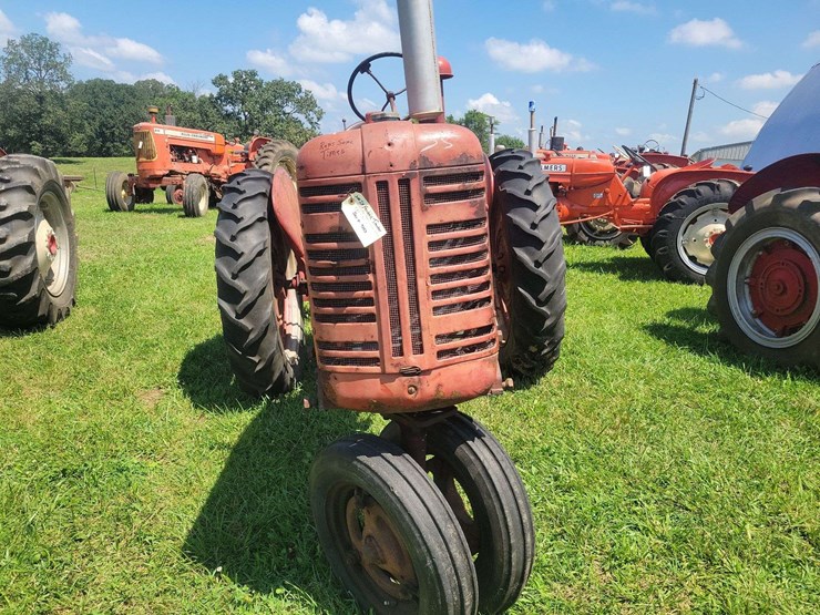 farmall-200-with-fast-hitch-sickle-mower-image-8