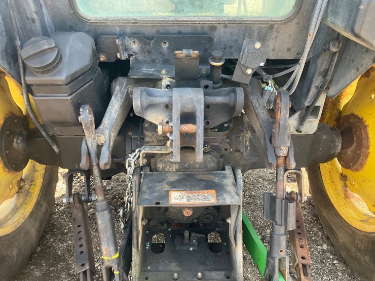 2004-john-deere-5220-image-15