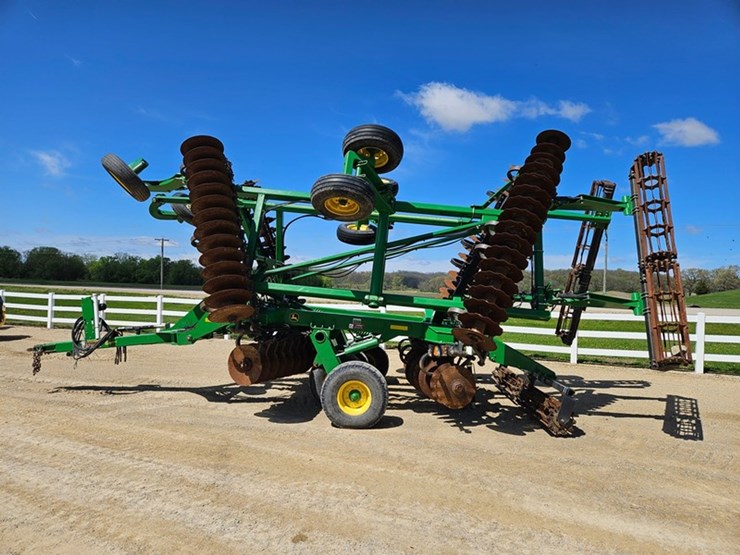 john-deere-2623vt-image-2