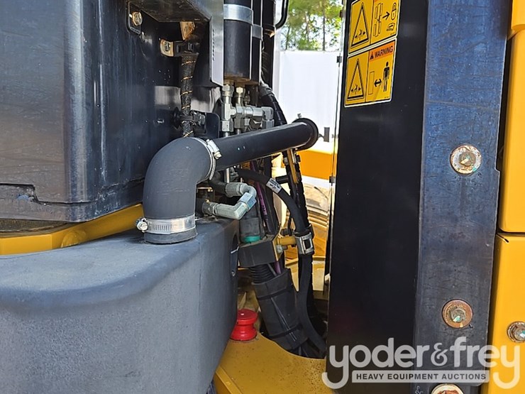 2019-caterpillar-140m3-image-27