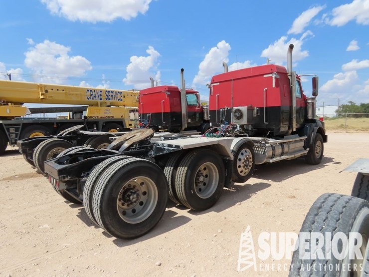 2015-western-star-4900-image-3