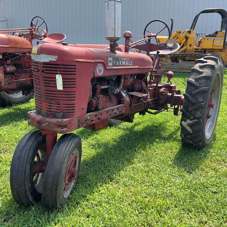 1952 Farmall Super H