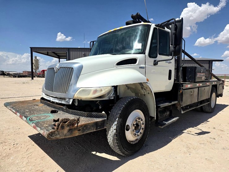 2008-international-durastar-4300-image-1