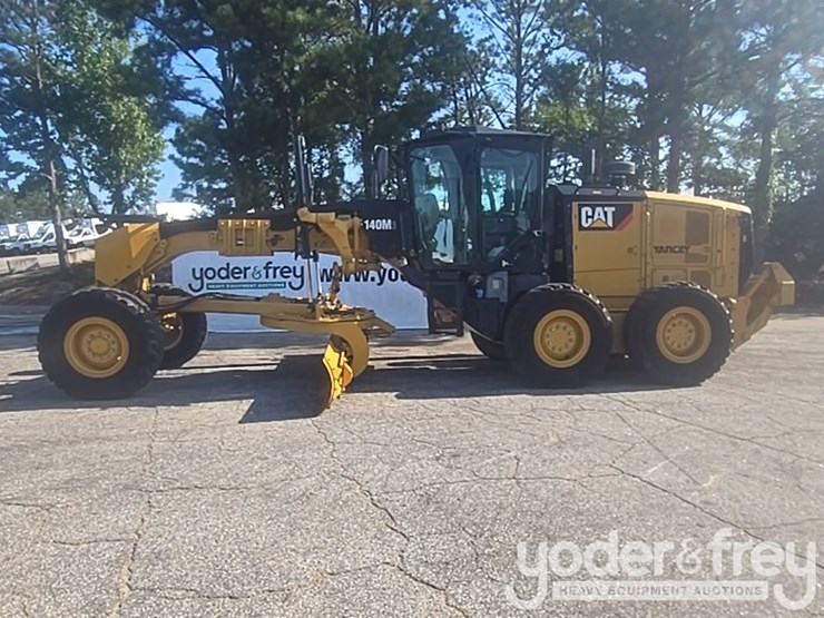 2019-caterpillar-140m3-image-2