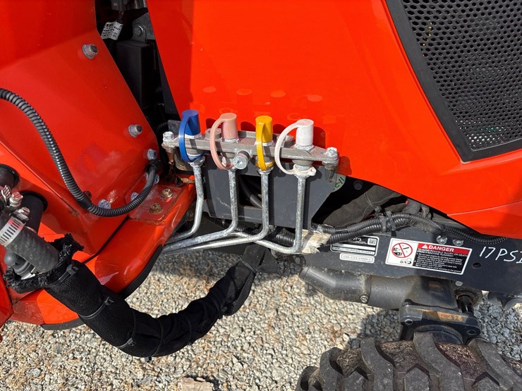 kubota-bx2380-image-12