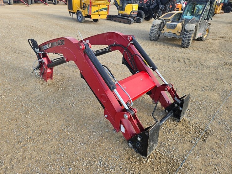 case-ih-l630-image-7