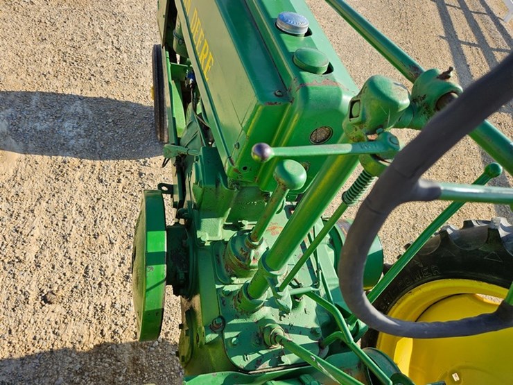 john-deere-b-image-26