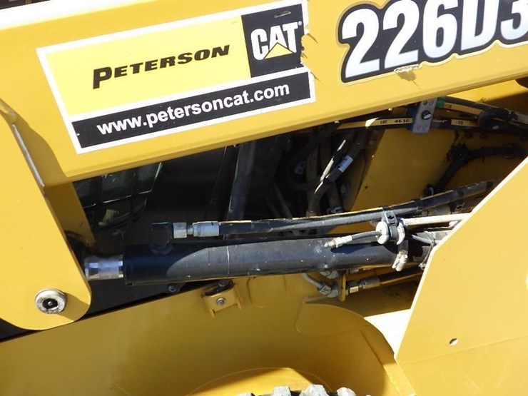 2014-caterpillar-226d3-image-15